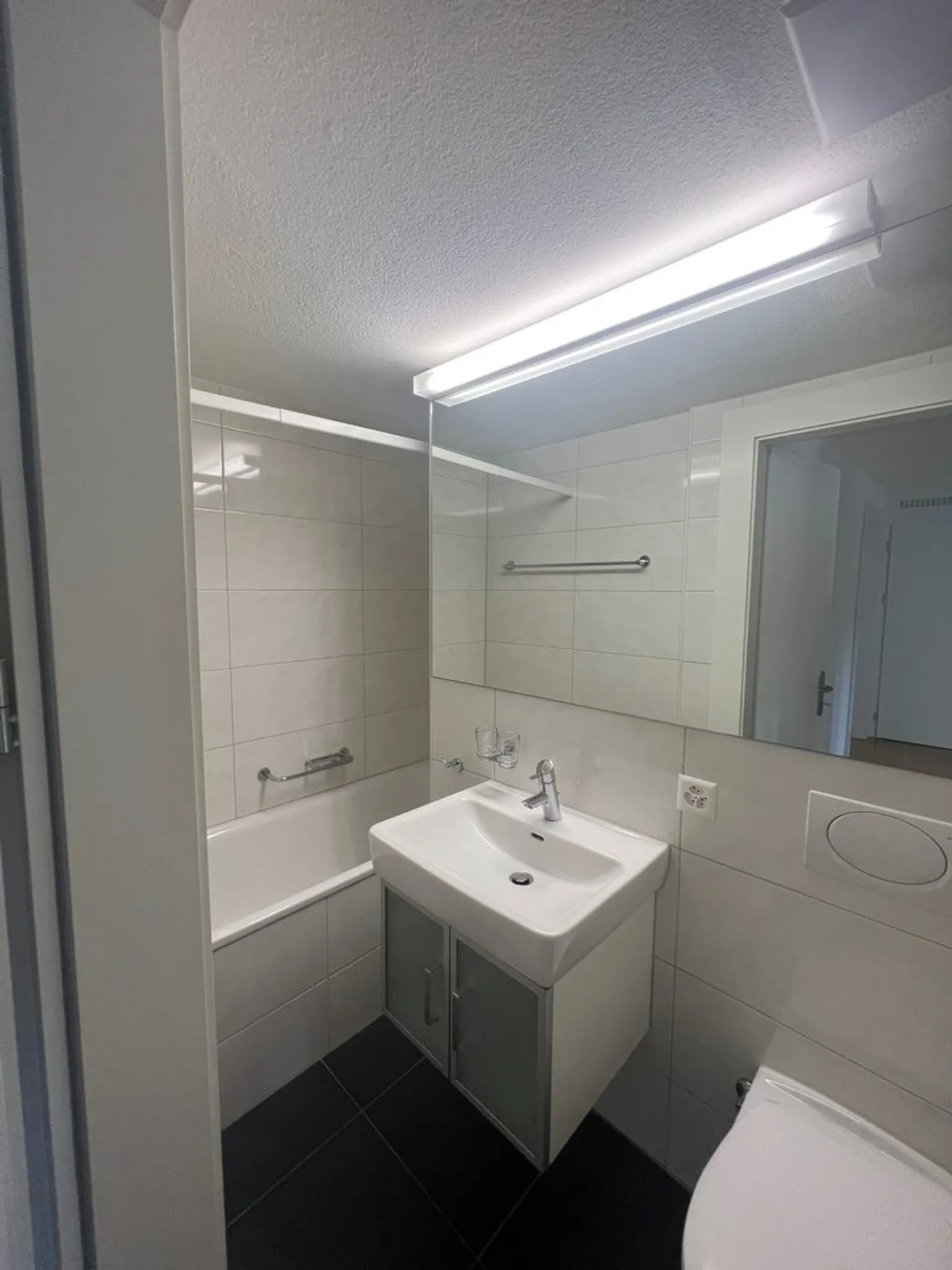 Appartement 3 pièces au cœur de Seefeld - Photo 3 sur 6