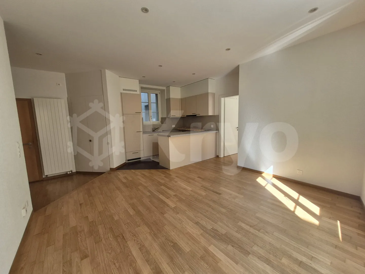 Charmant appartement 3 pièces - Photo 3 sur 8