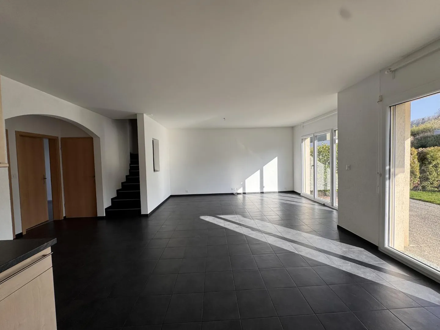 Casa contigua 6,5 stanze - Foto 4 di 16