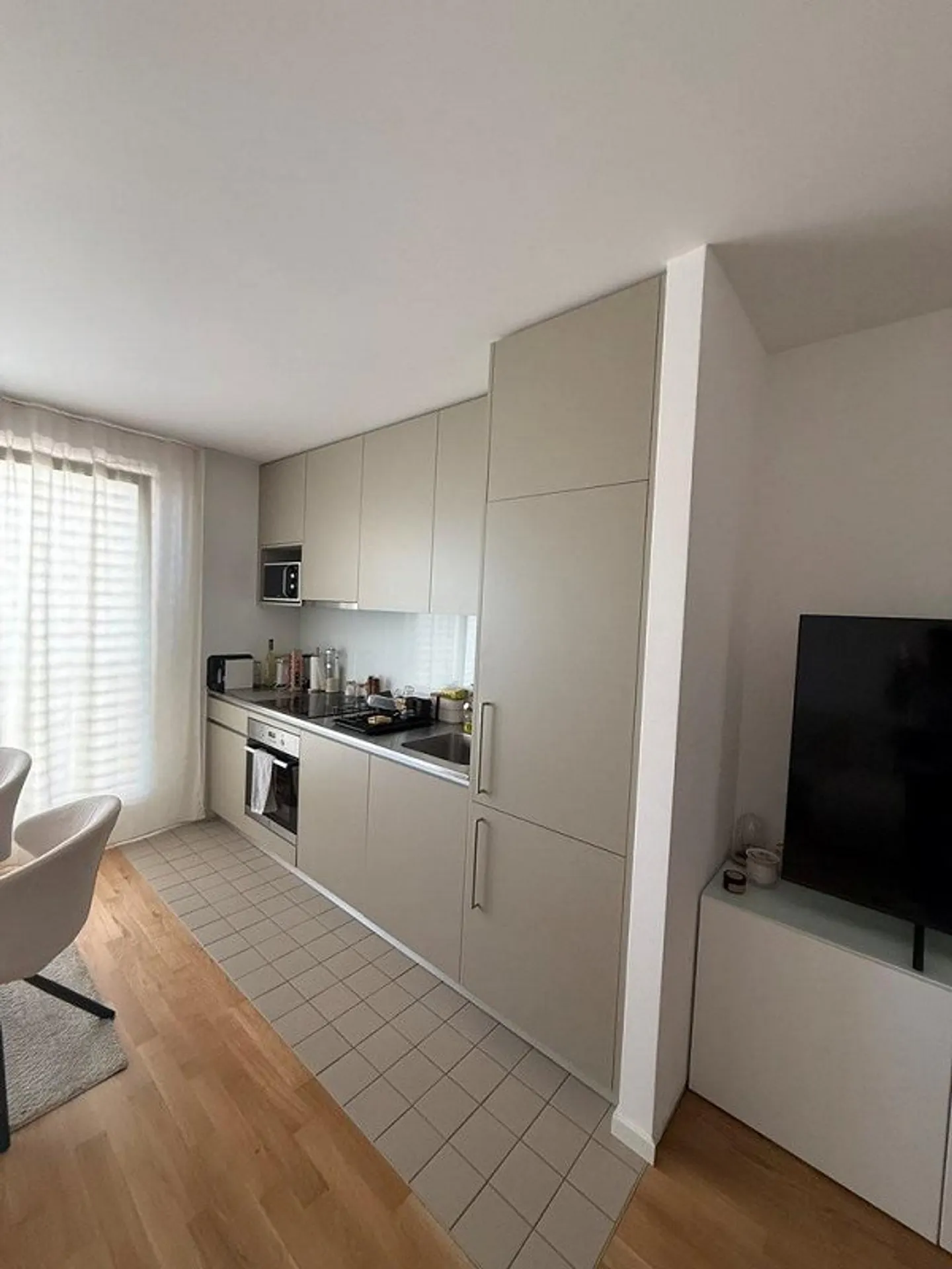 Da afferrare! Magnifico studio in una costruzione recente! - Foto 3 di 4