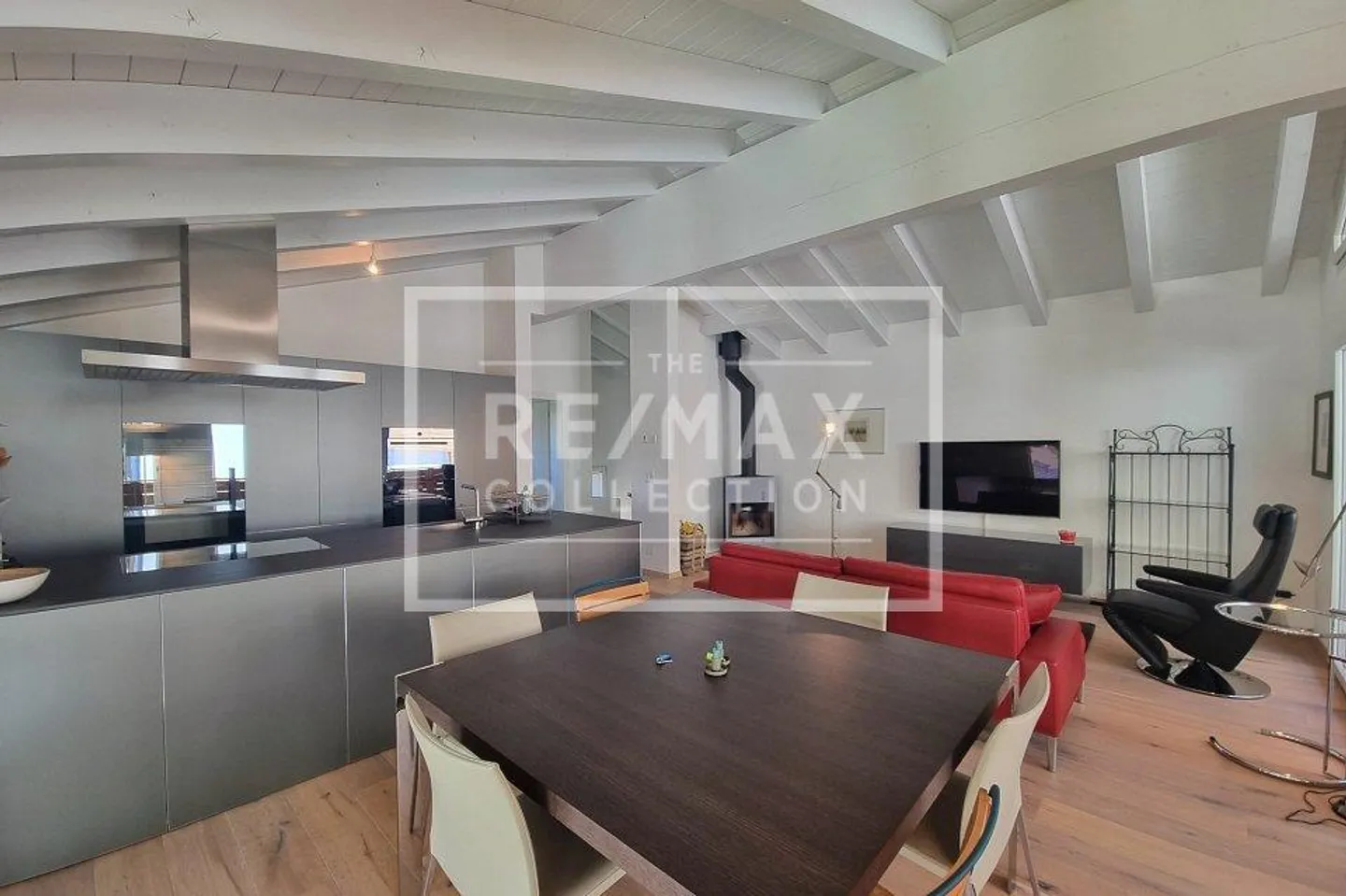 Appartamento duplex moderno proprio accanto all'Alpin Express - Foto 1 di 13