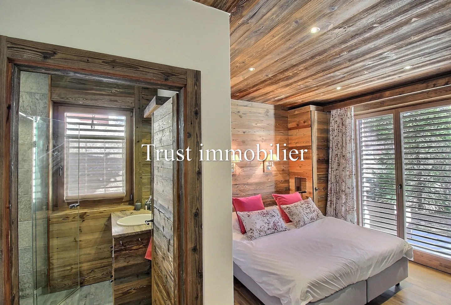 Luxury 4.5-room apartment on garden level, Moubra district - Photo 13 of 21