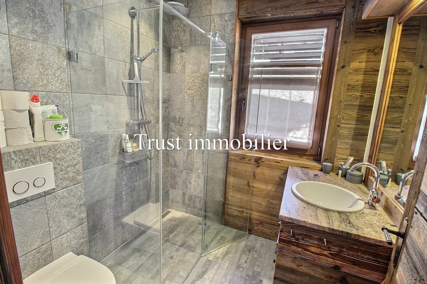 Luxury 4.5-room apartment on garden level, Moubra district - Photo 15 of 21