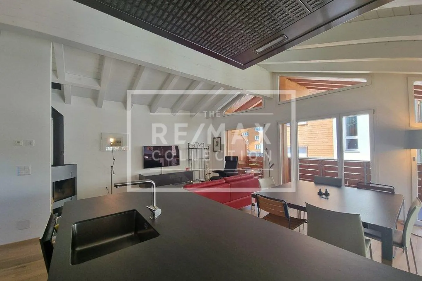 Appartamento duplex moderno proprio accanto all'Alpin Express - Foto 2 di 13