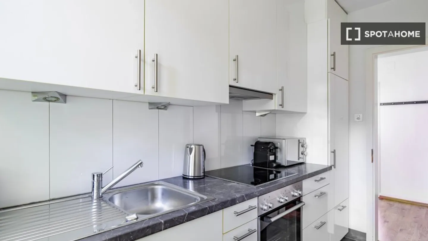 Apartment for rent - Photo 6 of 18