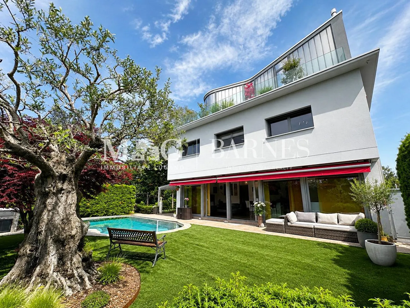 Mendrisio, Stabio: Großes Einfamilienhaus mit Garten und Pool - Foto 18 von 18
