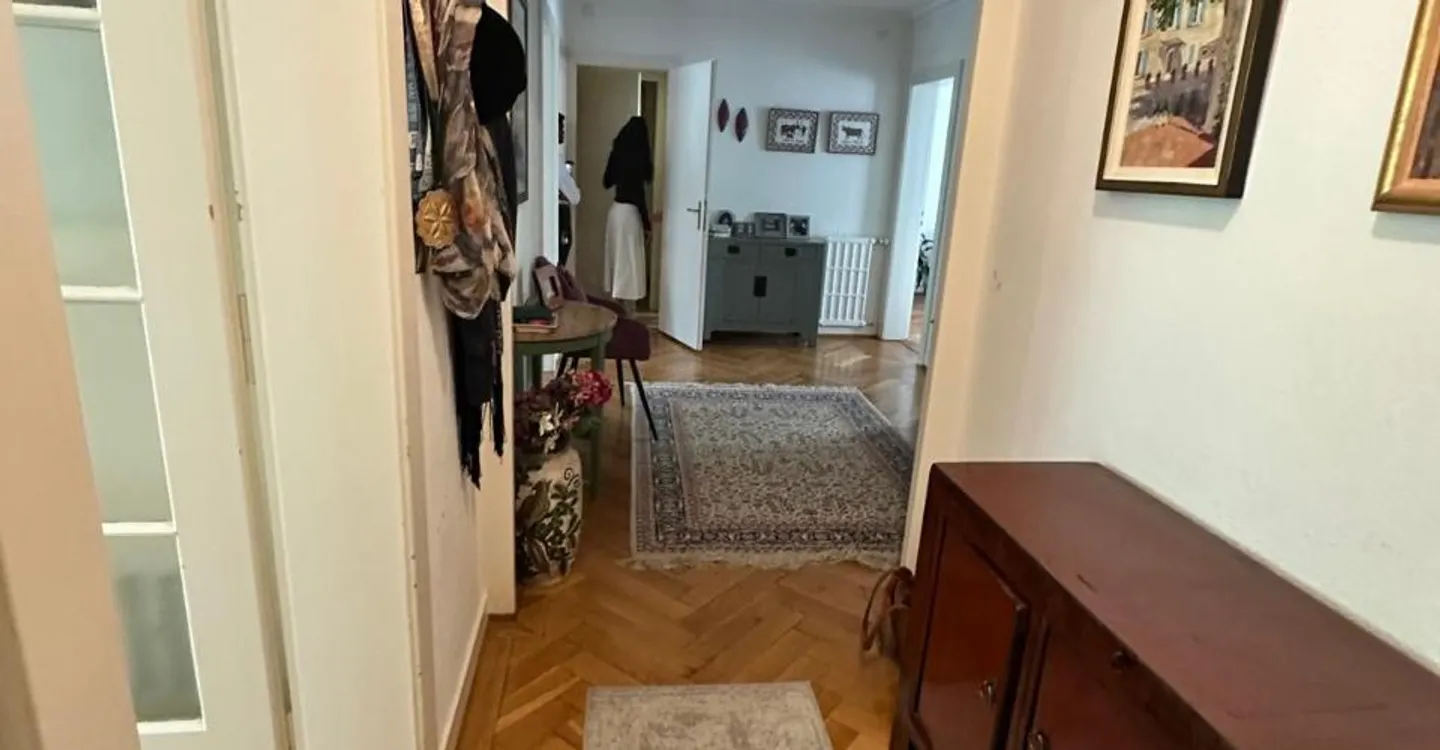 Incantevole appartamento di 5 stanze vicino al Parc Geisendorf - Foto 6 di 6