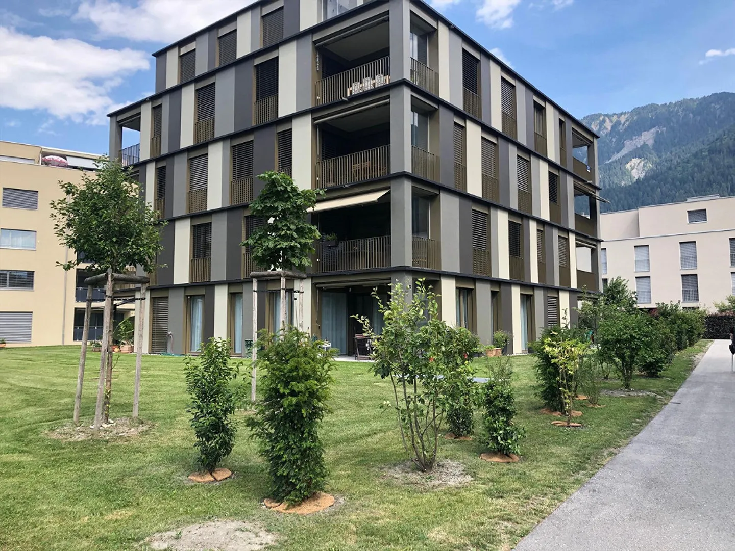 Appartement penthouse exclusif de 4½ pièces avec terrasse ensoleillée et vue panoramique - Photo 1 sur 14