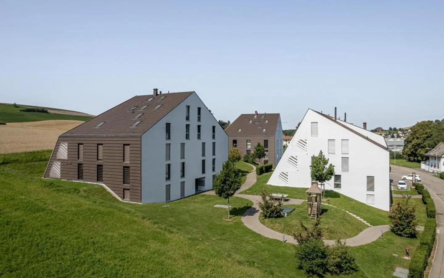 2.5 Zimmerwohnung im EG mit über 25 m2 Terrasse - Foto 2 von 9