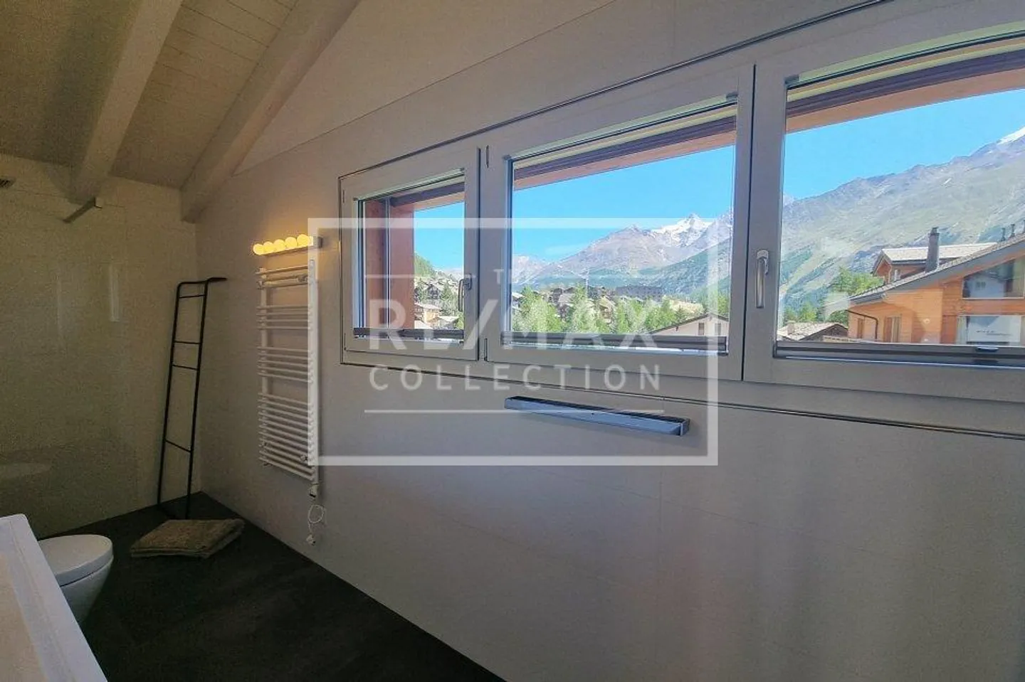 Appartamento duplex moderno proprio accanto all'Alpin Express - Foto 6 di 13