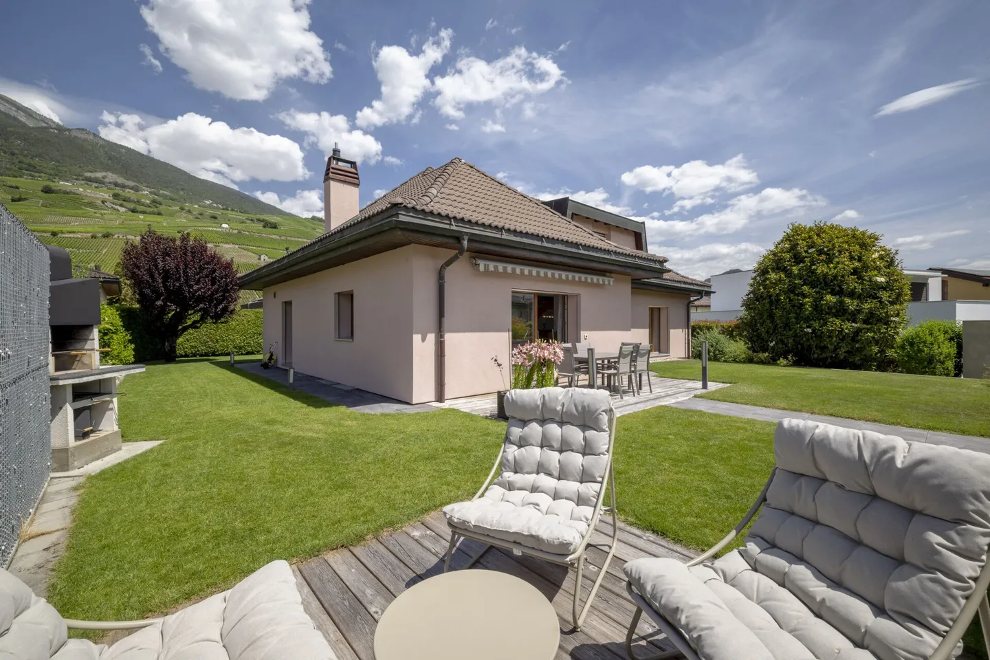 Wunderschöne 6-Zimmer-Villa 1/2 von 297 m2 mit einem wunderschönen Außenbereich - Foto 20 von 33