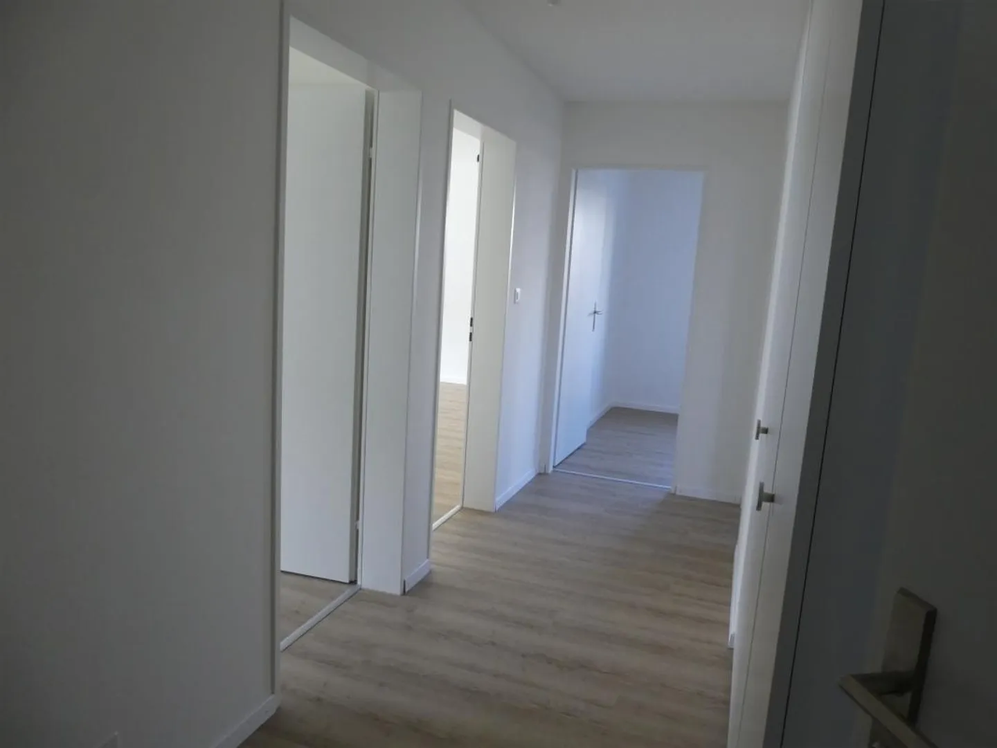 Appartement 3 pièces lumineux et central - Photo 3 sur 10