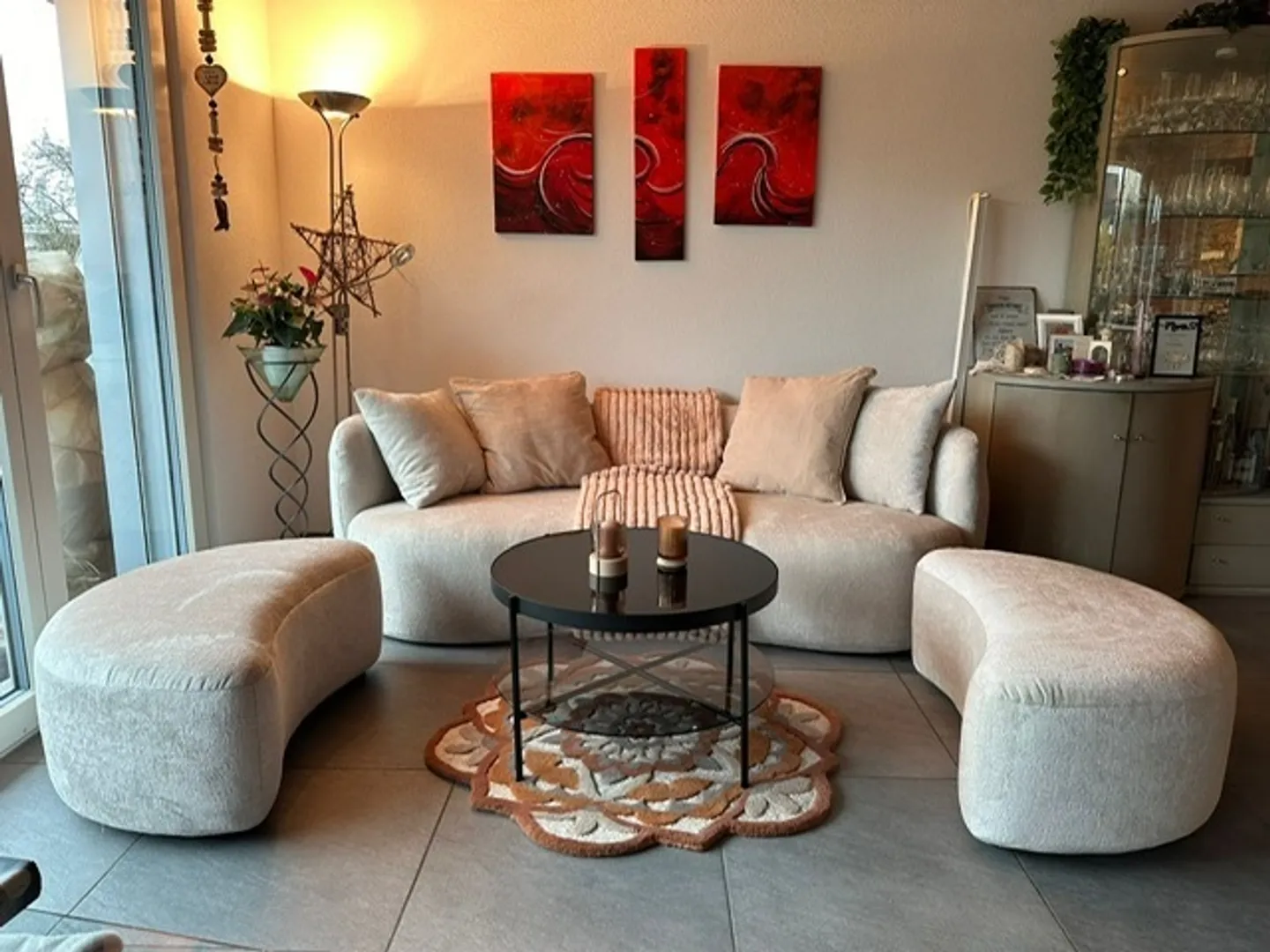 3½ ROOM APARTMENT IN GOSSAU (ZH), FURNISHED, TEMPORARY - Photo 1 of 9