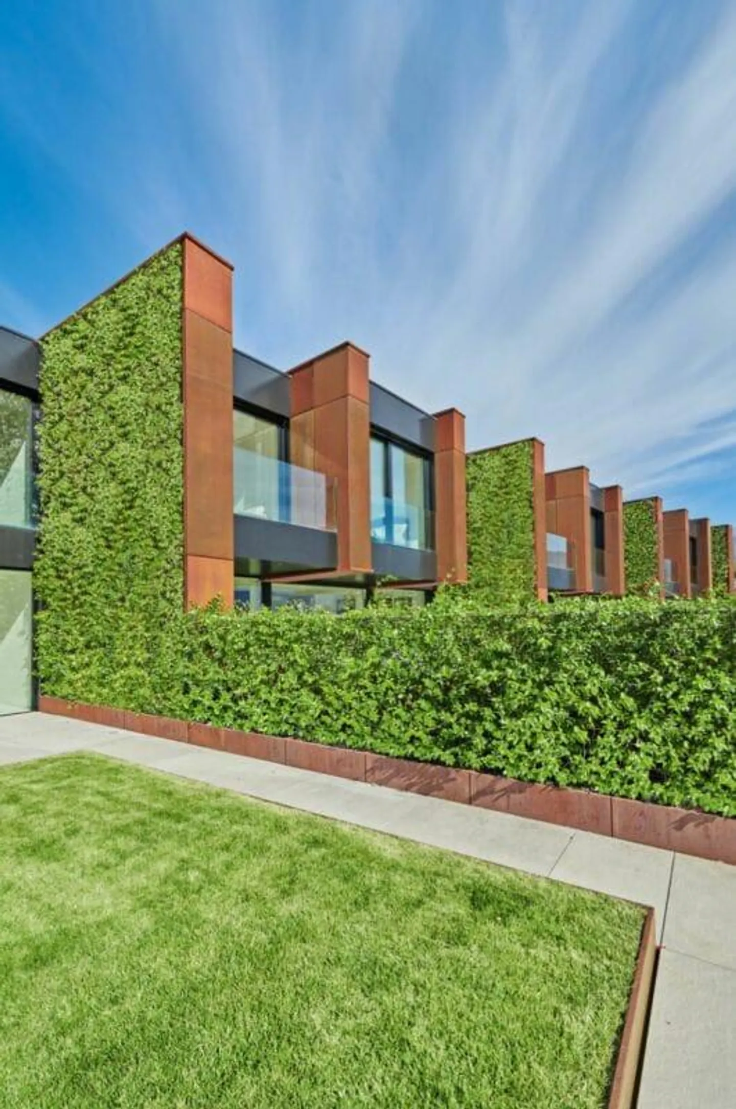 4.5-Room Duplex with Panorama and Garden in Canobbio - Photo 2 of 13