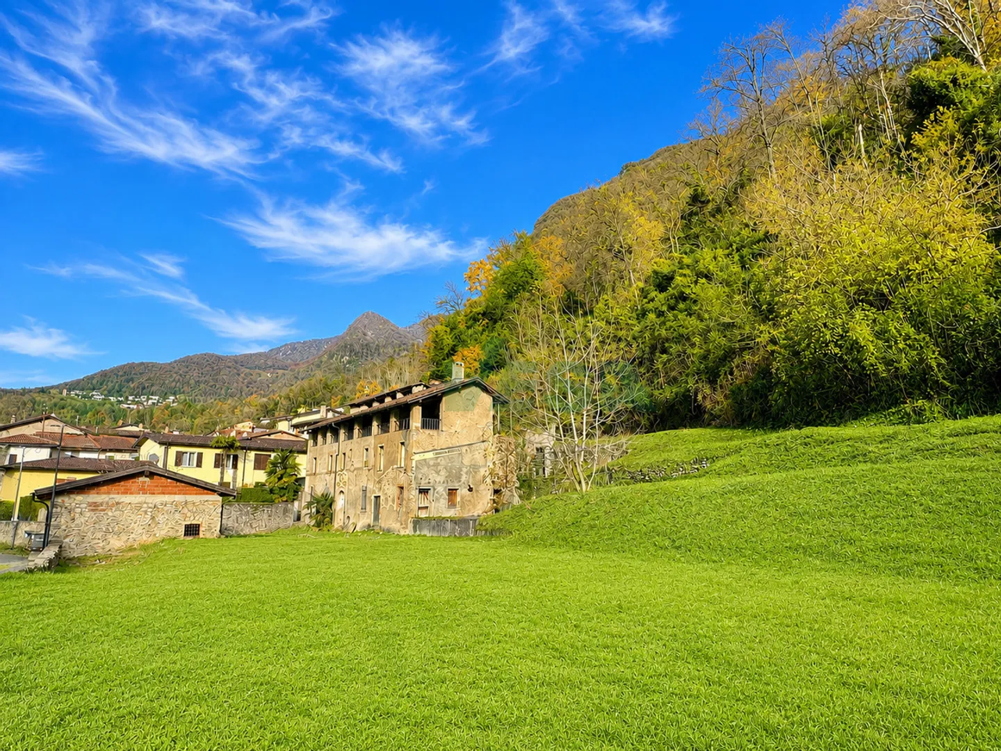 Terreno edificabile a Melano - Foto 1 di 5