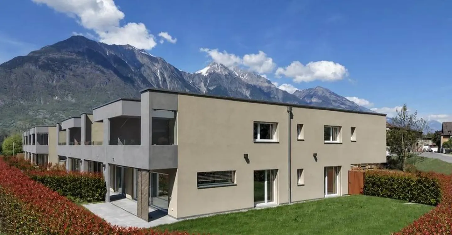 Attique contemporain avec terrasse - Photo 1 sur 11