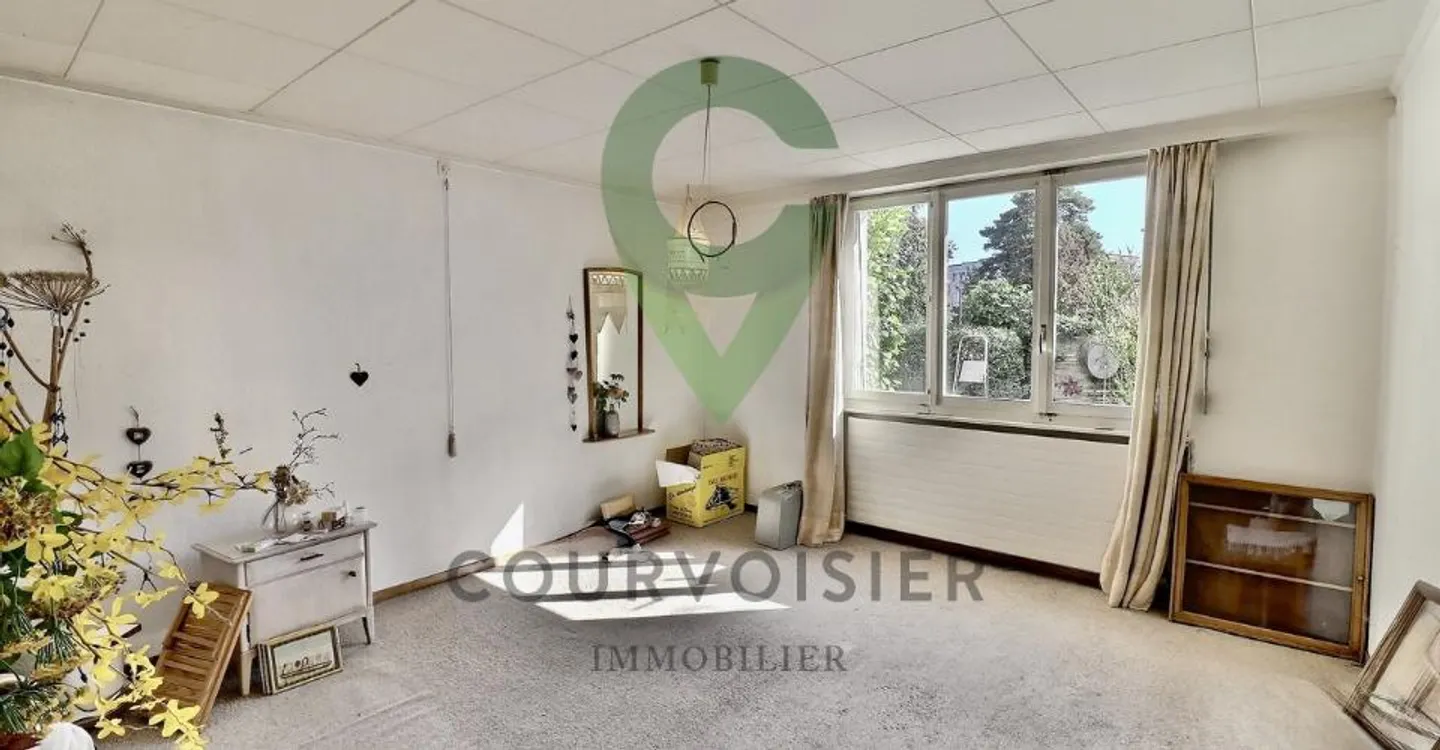 Haus mit großem Potenzial, bestehend aus 2 Wohnungen im Herzen von Rolle - Foto 7 von 13