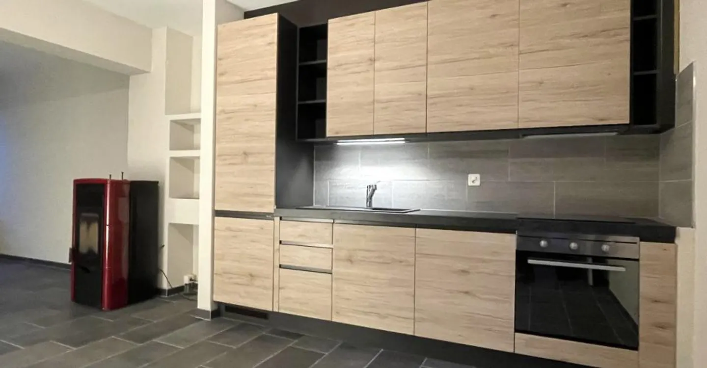 Casa Contigua a St-Ursanne - Foto 4 di 7