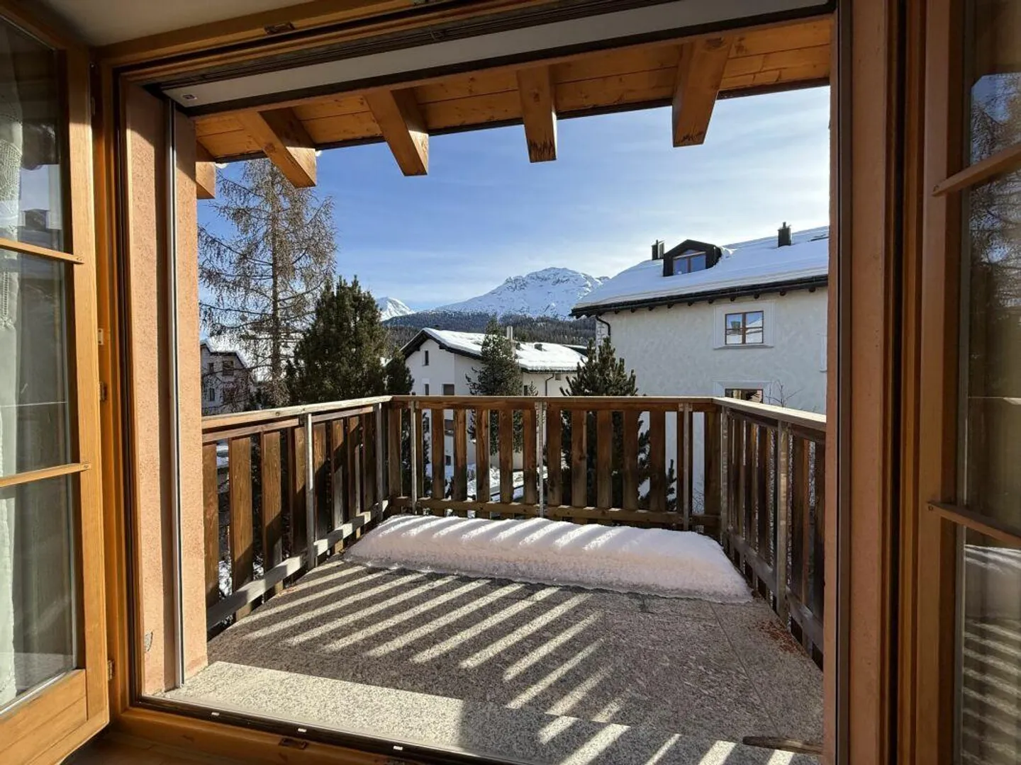 Penthouse Galerie Spacieux dans un Emplacement Calme - Photo 2 sur 7