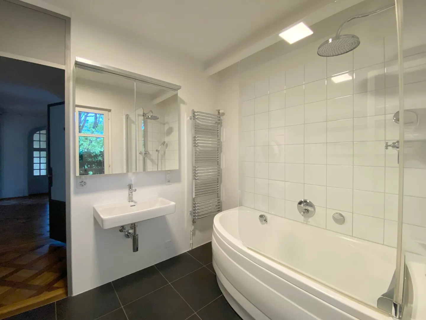 Grandiose 7.5-Zimmer-Altbauwohnung mit fürstlichen 209 m² Wohnfläche an perfekter Wohnlage - Foto 13 von 23