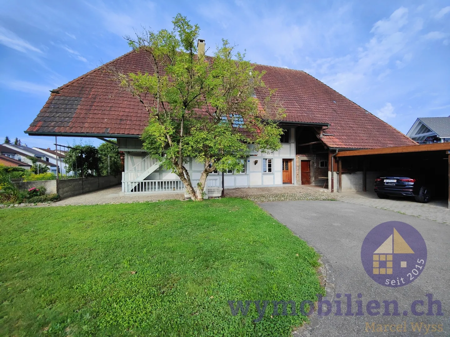 Bauernhaus mit 3 Wohnungen + Ausbaupotenzial! - Foto 1 von 15