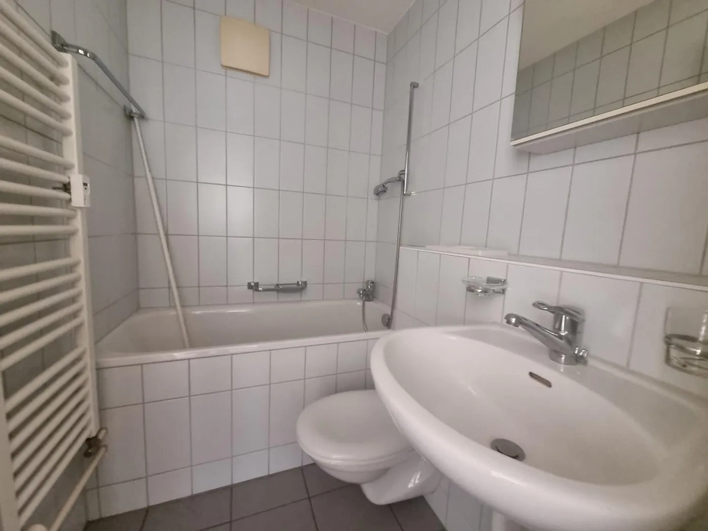 Geräumige Wohnung in zentraler Lage - Foto 6 von 6