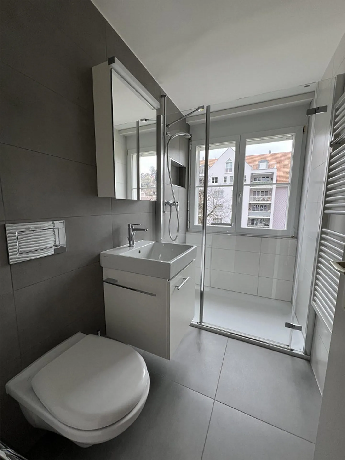 Looking for a new tenant 4.5 room apartment with evening sun and large balcony - Photo 9 of 12