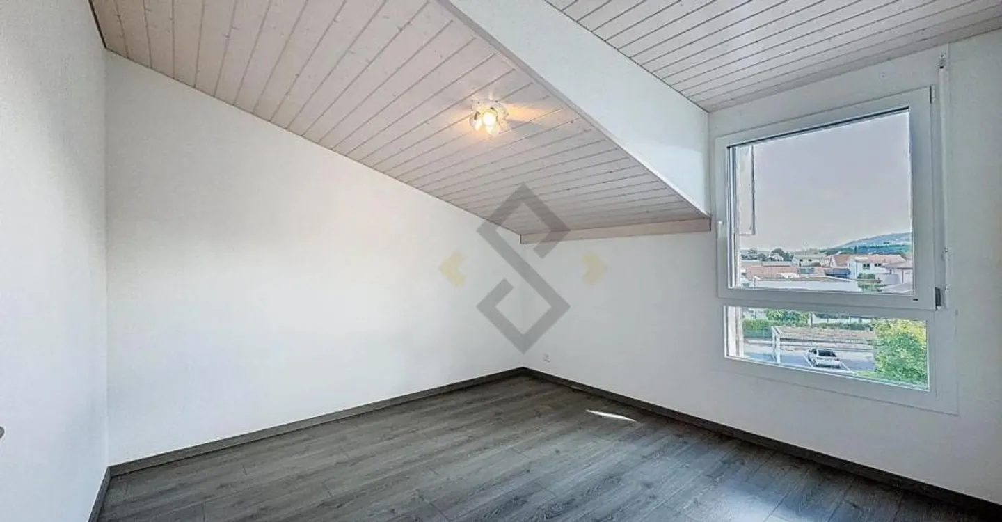 Schöne Dachgeschosswohnung mit 4,5 Zimmern in Fétigny - Foto 8 von 11