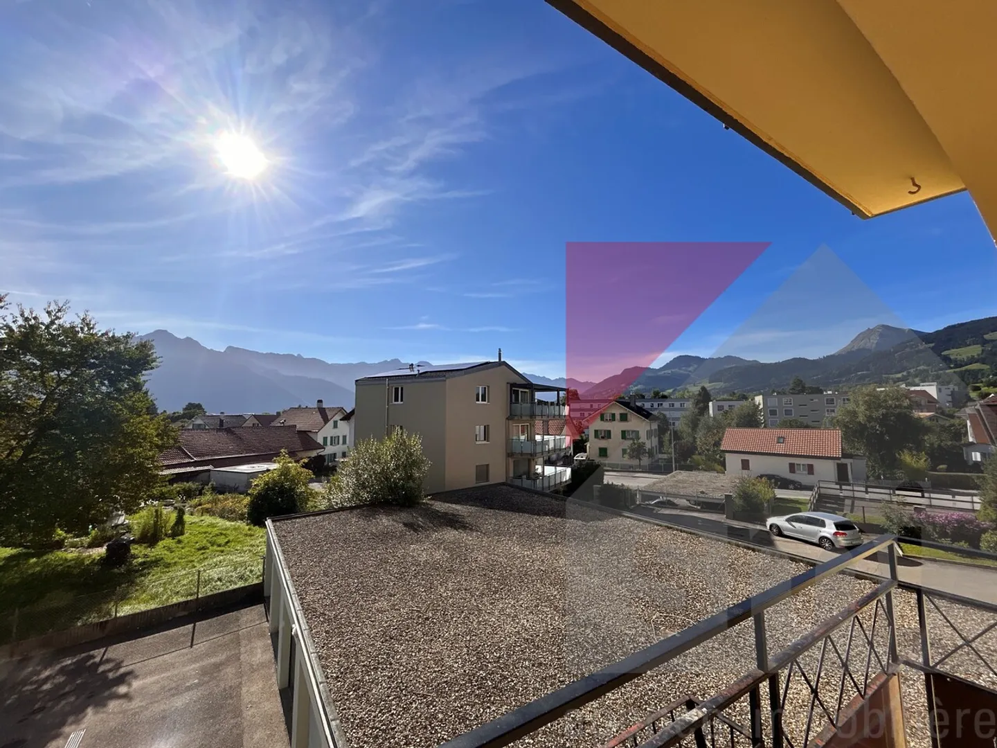 Carefully renovated, charm, unobstructed view and city life just steps away - Photo 4 of 13