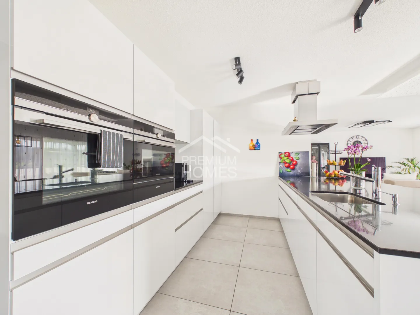 Appartement Familial Spacieux avec Terrasse - Photo 6 sur 10