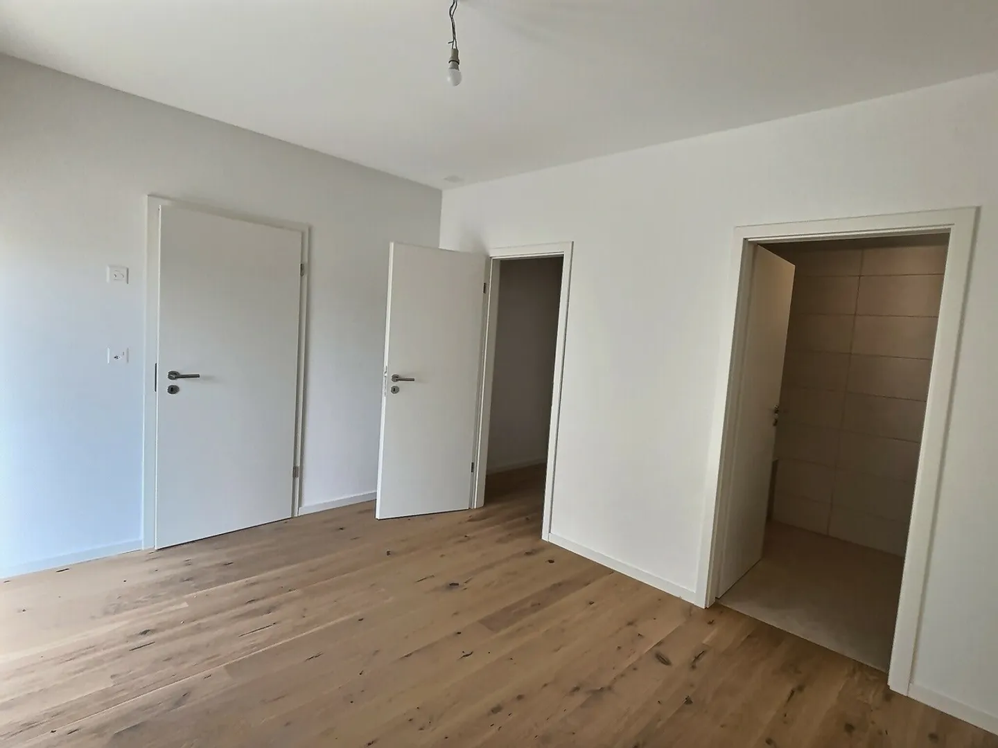 24 29 Magnifico appartamento di 4.5 stanze al piano terra - Grande terrazza - Foto 9 di 16