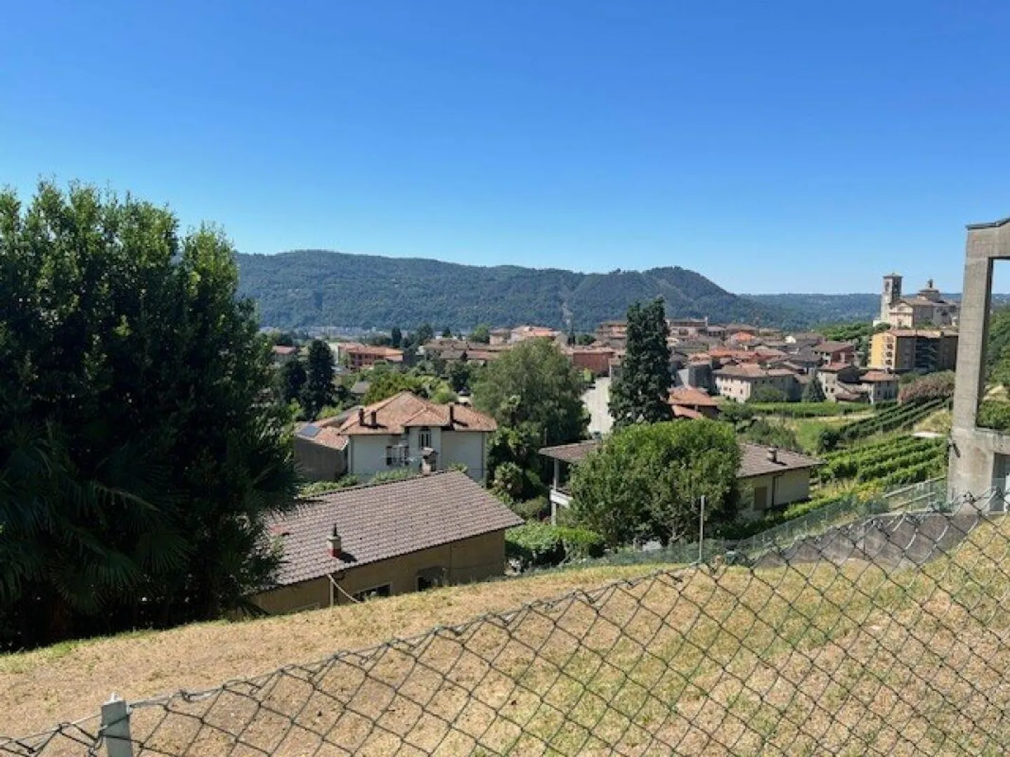 Terreno edificabile con vista - Foto 2 di 4