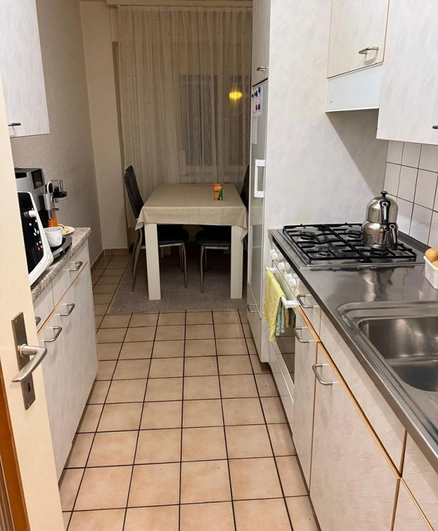 Appartamento spazioso nel cuore di Gundeli - Foto 2 di 7