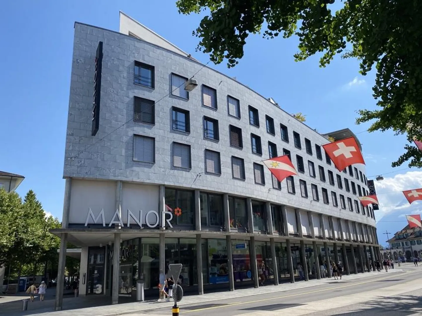 Exclusive Living in the Center of Thun - Photo 15 of 16