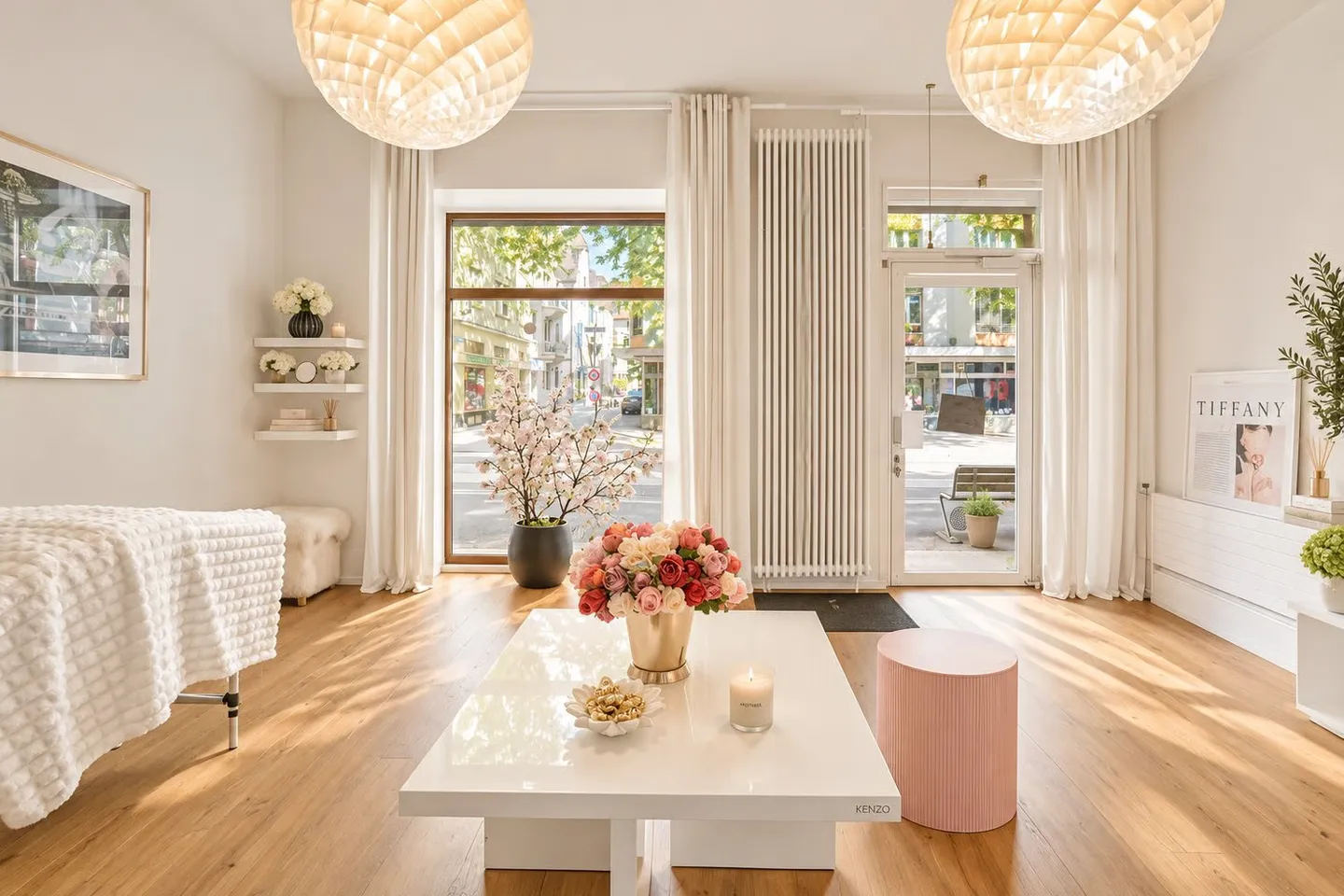 Workplace for Nail Designer in Beauty Studio - Photo 3 of 4