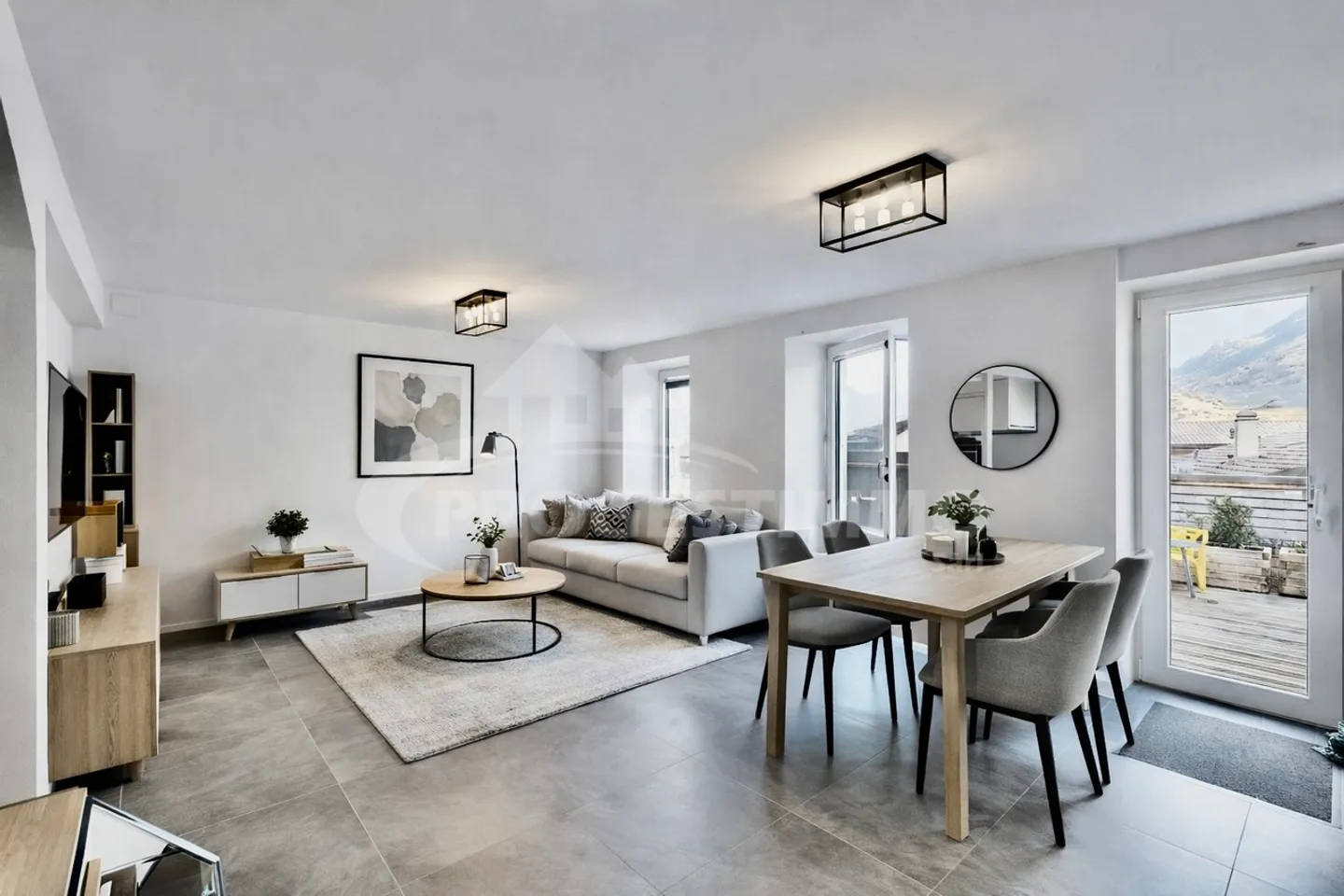 SCHÖNE 3,5-ZIMMER-WOHNUNG VOLLSTÄNDIG RENOVIERT - Foto 1 von 8