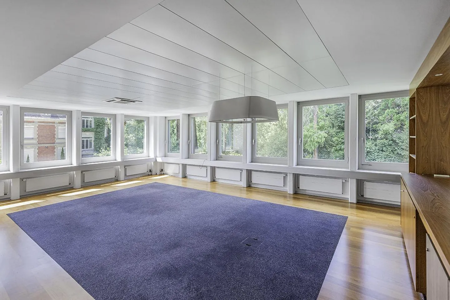 Exclusive offices at Zollikerstrasse 183 in 8008 Zurich - limited term - Photo 2 of 9