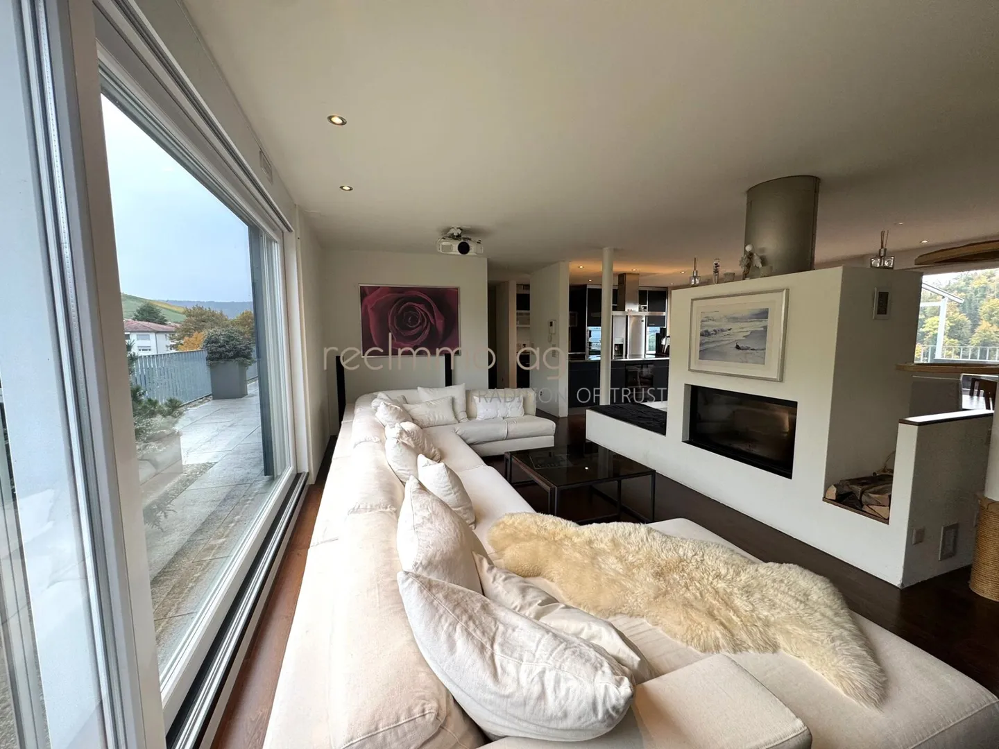 Exclusive 5.5-room apartment with 300 m² terrace in Döttingen - Space, comfort, and style at the highest level - Photo 9 of 11