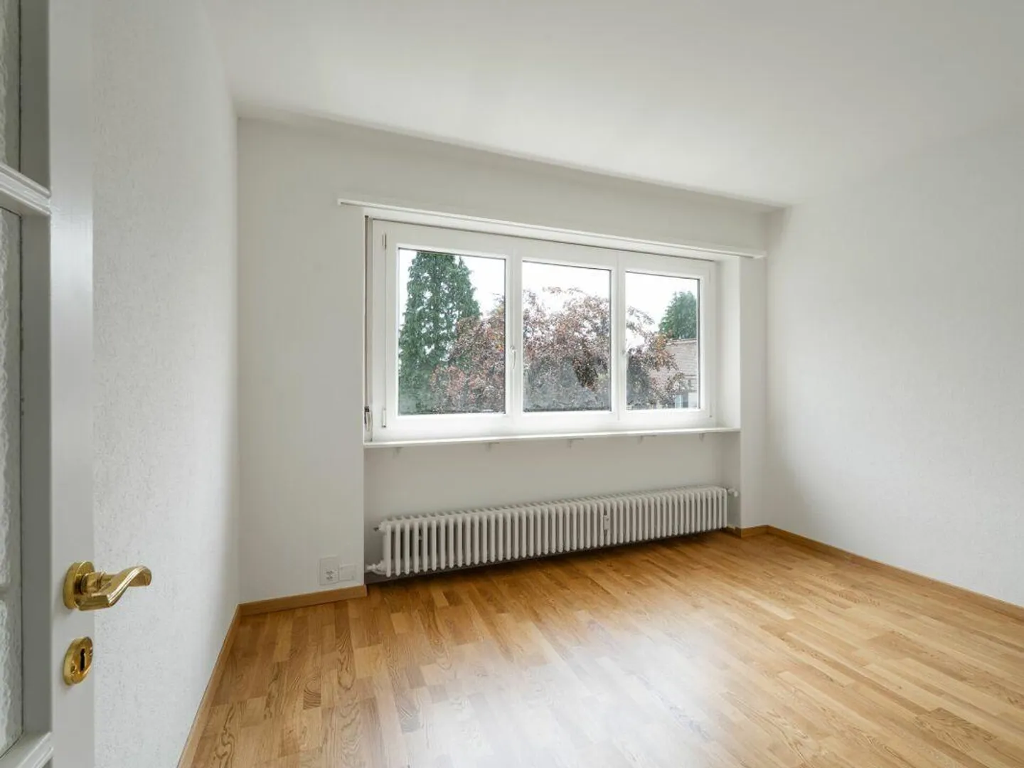 Freshly renovated 4-room apartment in District 6 - Photo 9 of 13