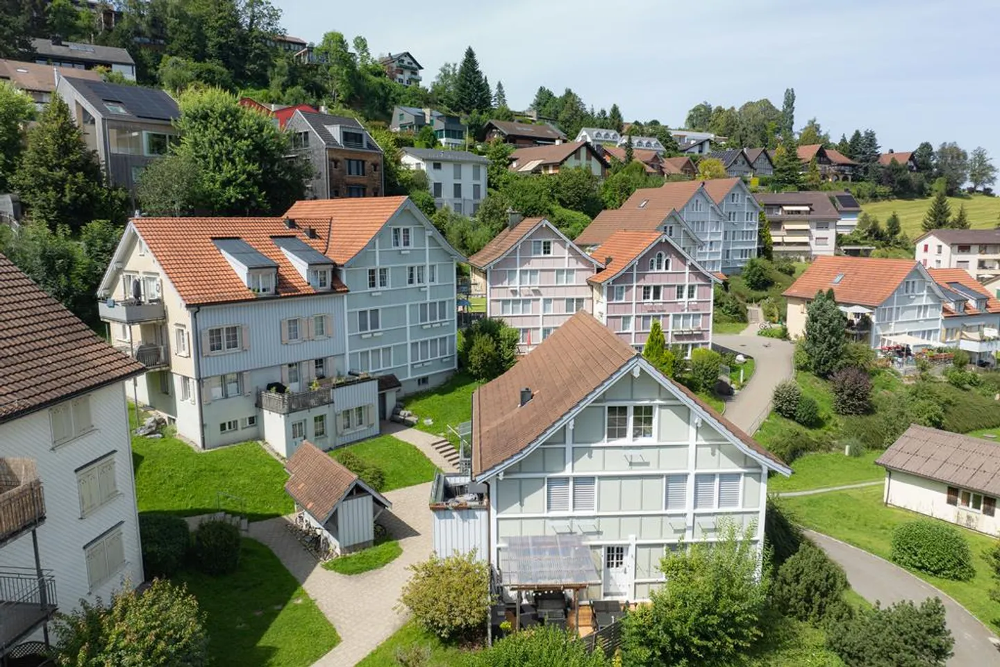 Appartamento duplex di 7,5 stanze in un quartiere familiare - Foto 1 di 12