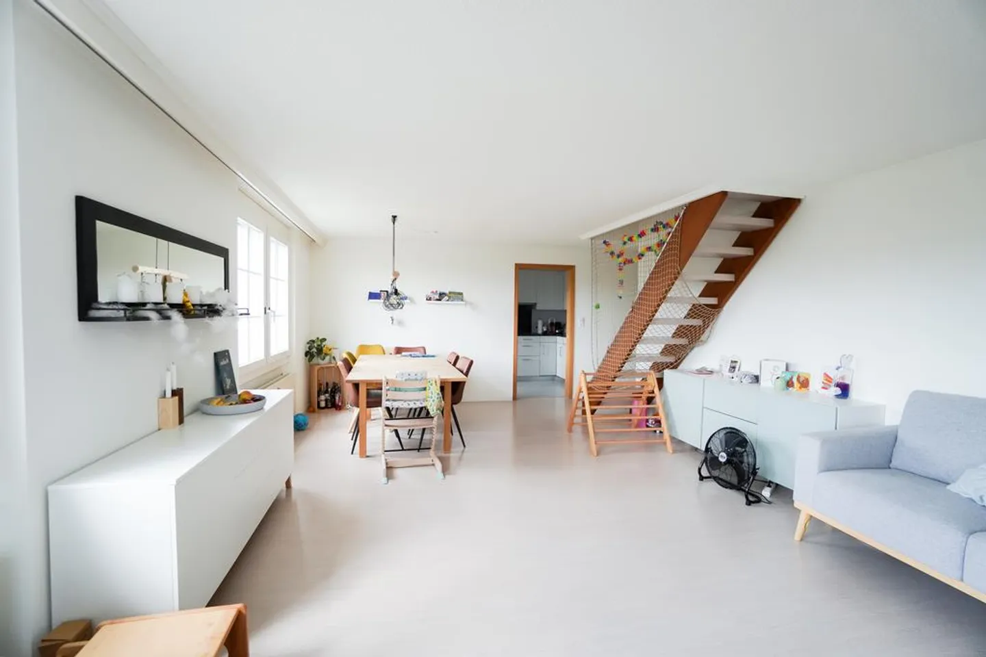 Appartamento duplex di 7,5 stanze in un quartiere familiare - Foto 2 di 12