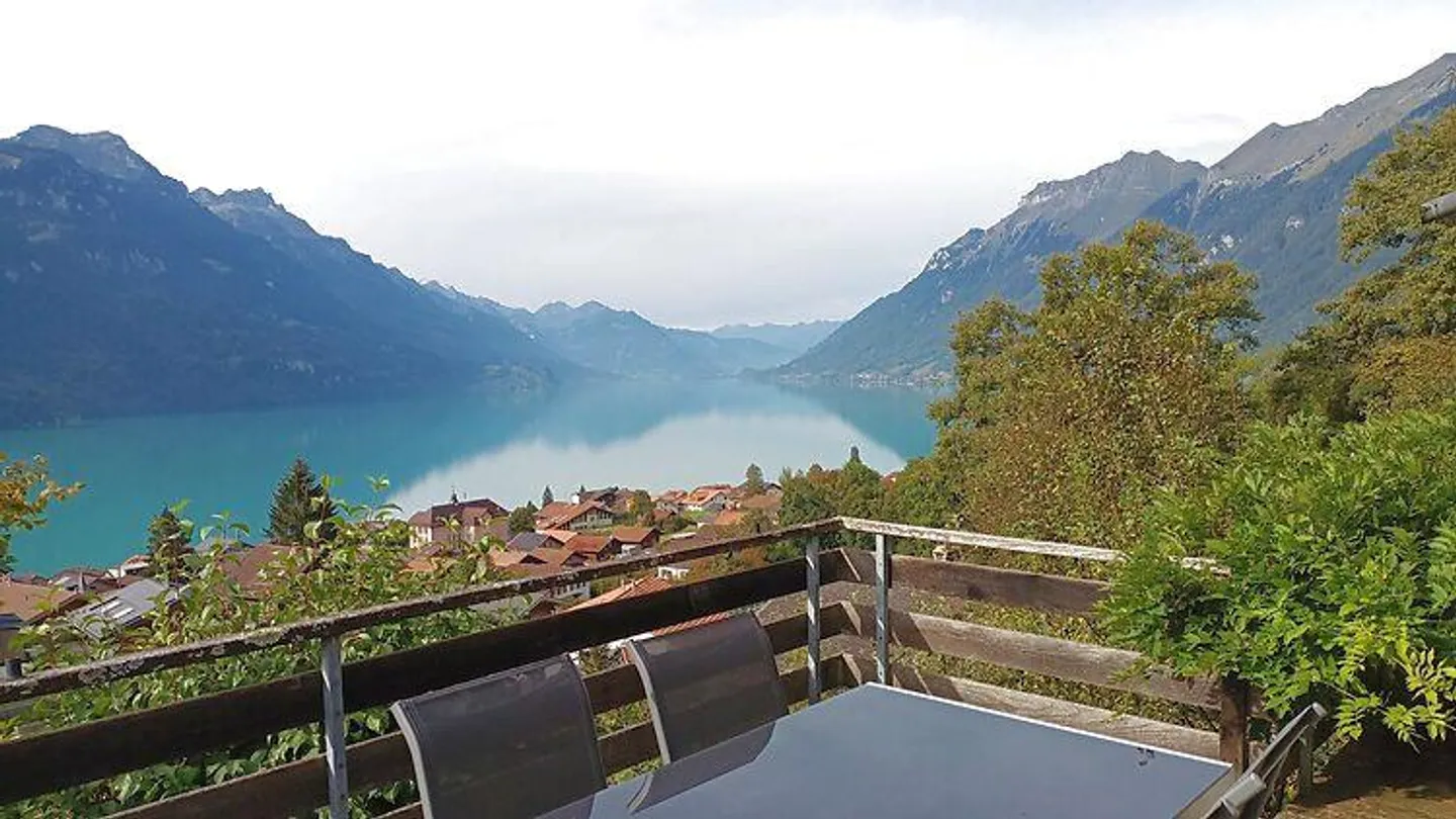 Charmantes Haus mit Seeblick - Foto 1 von 10