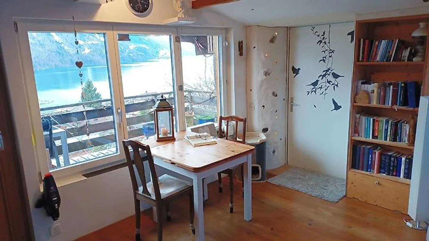 Charmantes Haus mit Seeblick - Foto 2 von 10