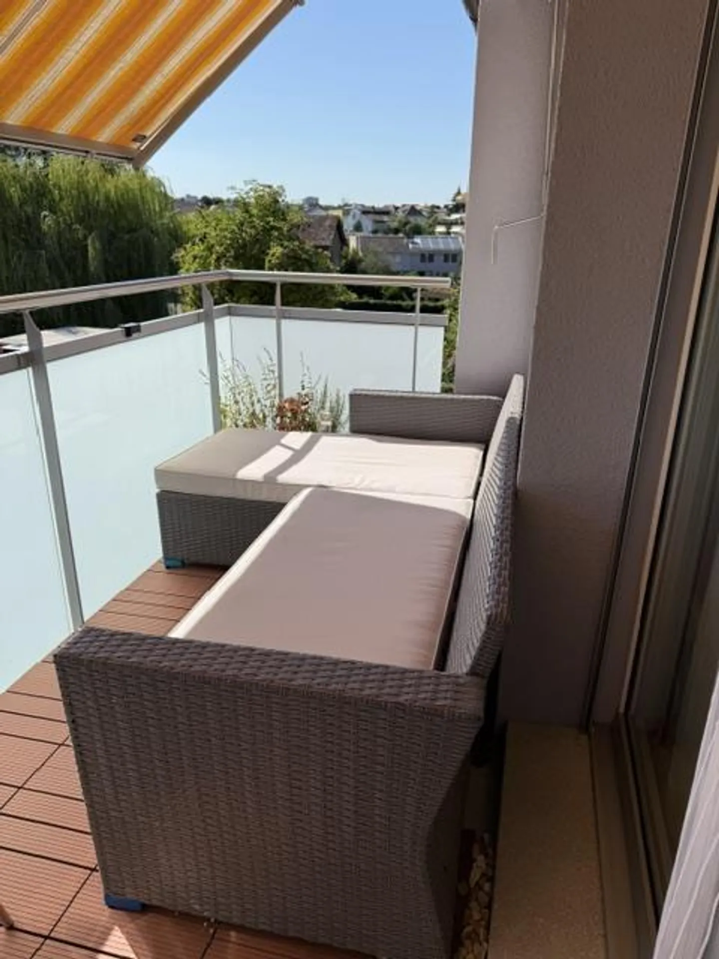 Luminoso appartamento di 3,5 stanze con balcone - Foto 1 di 14
