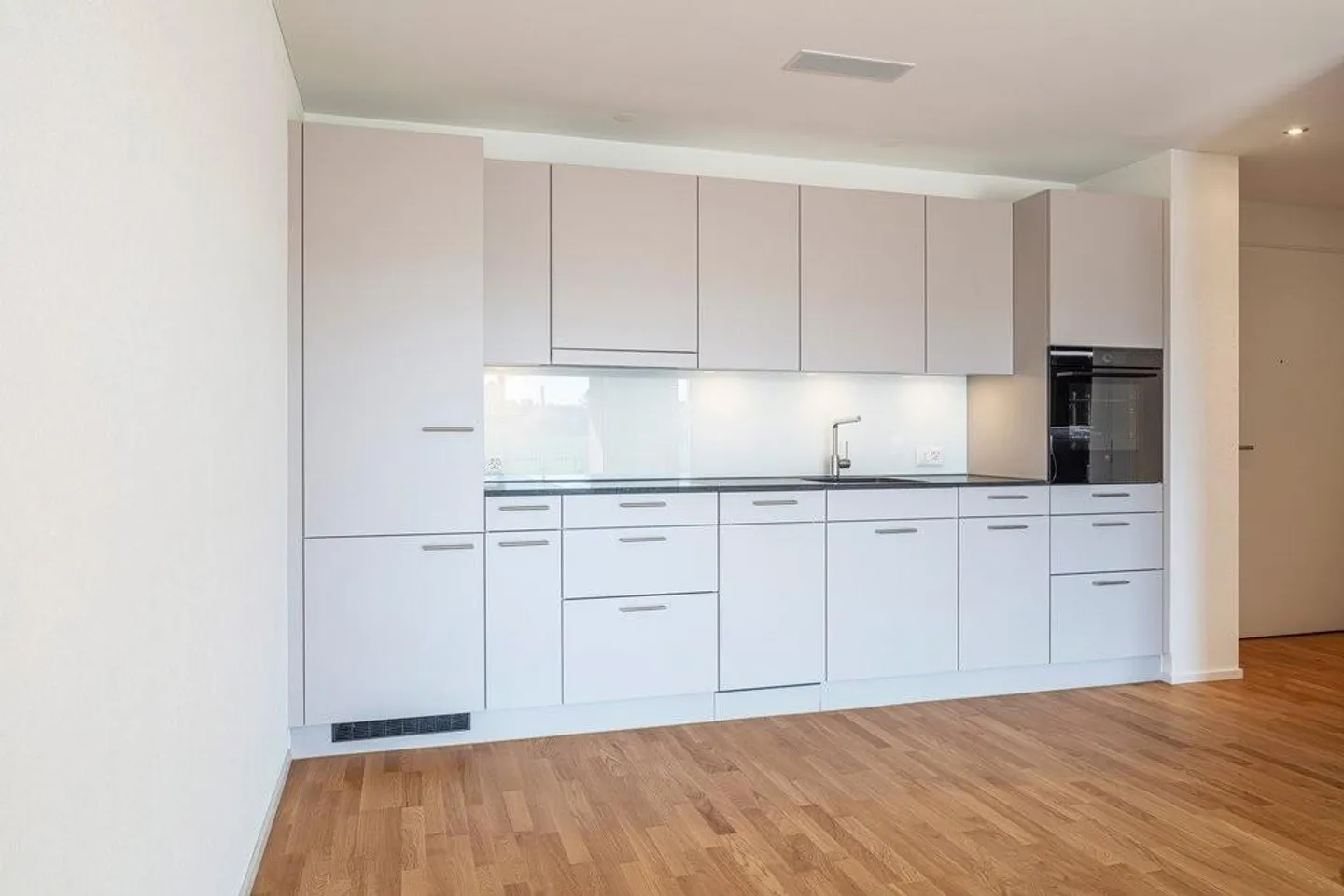 Ottimo e attraente appartamento di 2,5 stanze a Fraubrunnen! - Foto 1 di 9