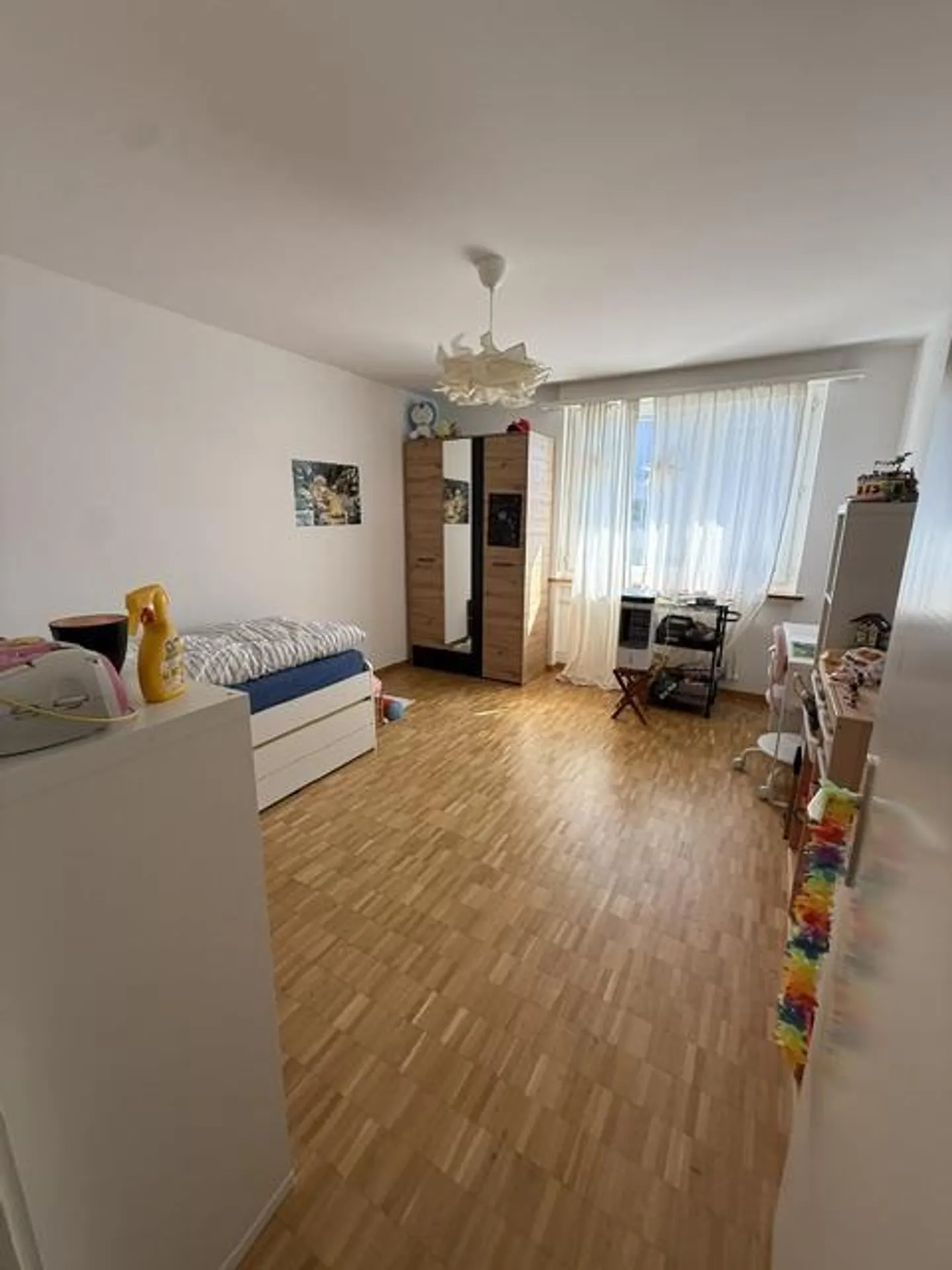 Luminoso appartamento di 3,5 stanze con balcone - Foto 12 di 14