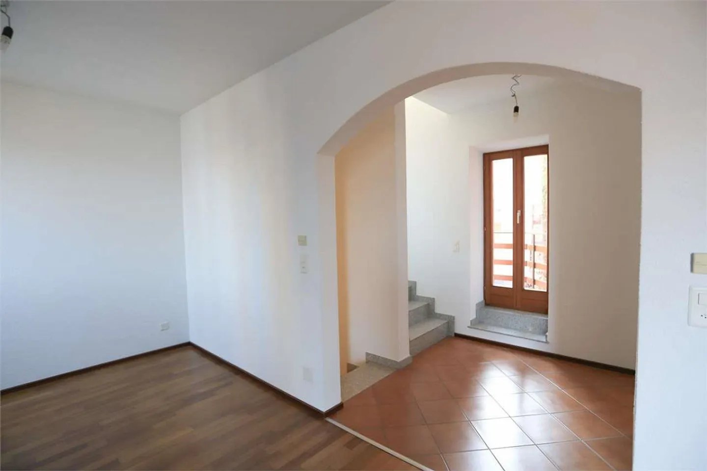 Residenza Secondaria- Collina d'Oro - Foto 8 di 13