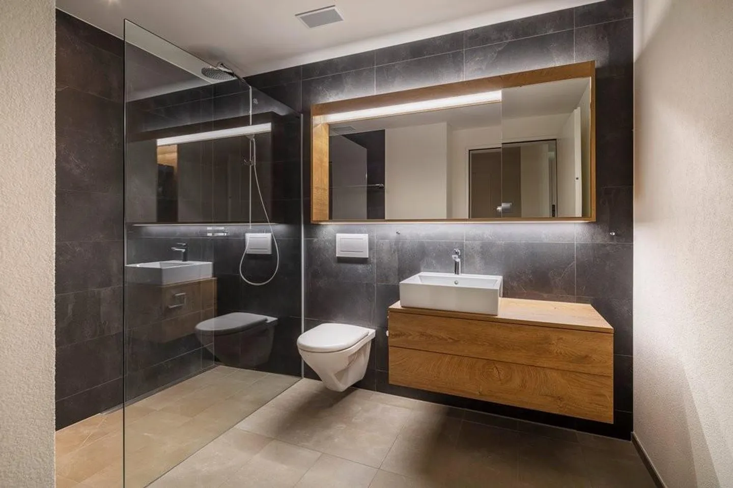 Ottimo e attraente appartamento di 2,5 stanze a Fraubrunnen! - Foto 7 di 9