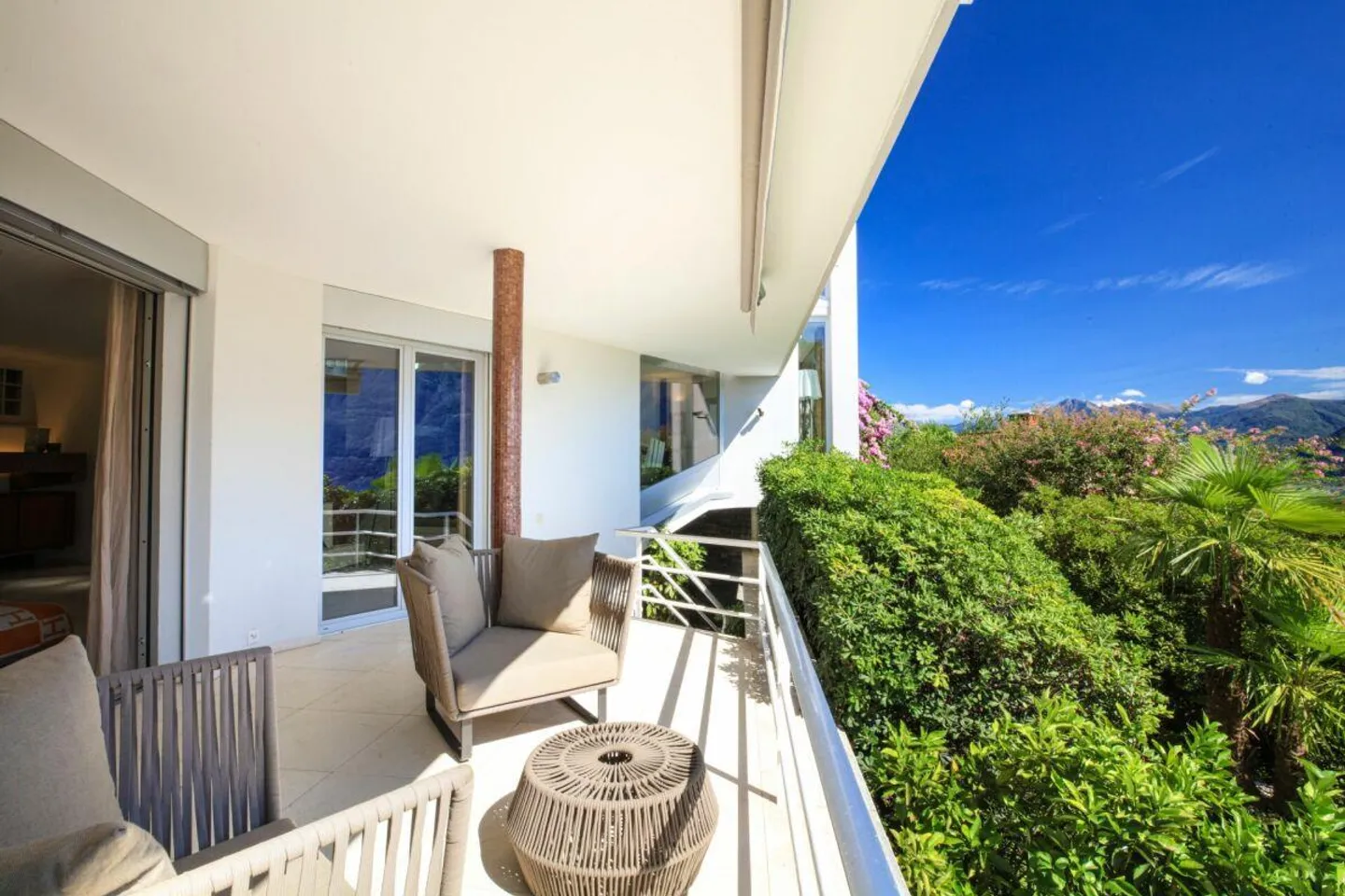 ORSELINA - Villa prestigieuse dans un style design, signée par le célèbre architecte Pisenti - Photo 26 sur 29