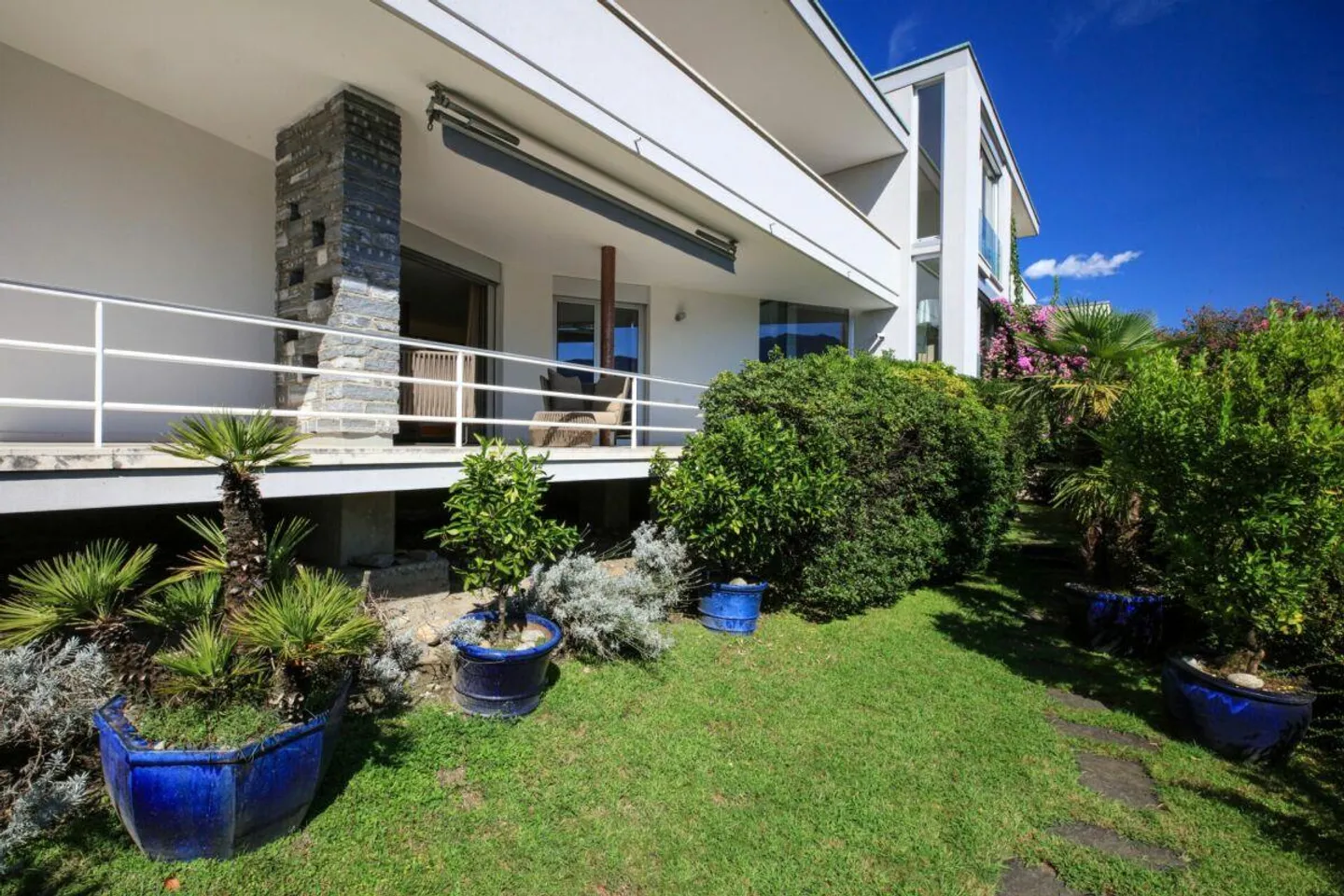 ORSELINA - Villa prestigieuse dans un style design, signée par le célèbre architecte Pisenti - Photo 27 sur 29